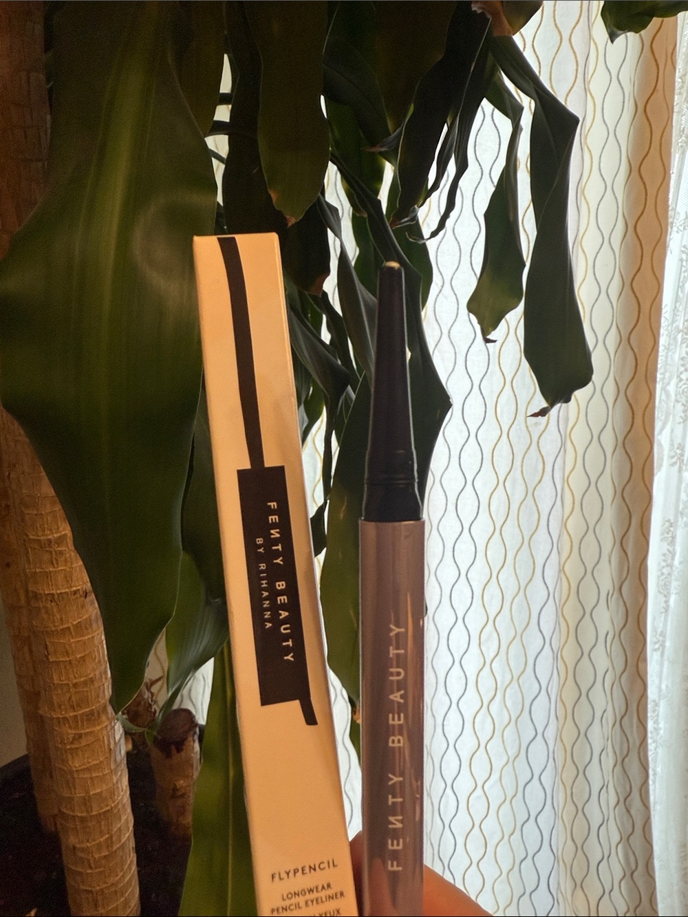 Fenty Beauty Flypencil Longwear Eyeliner - Taupe/Gray
